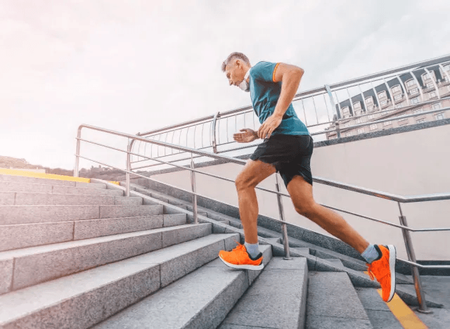 Stair Climbing vs. Running: Understanding Cardiovascular Effort