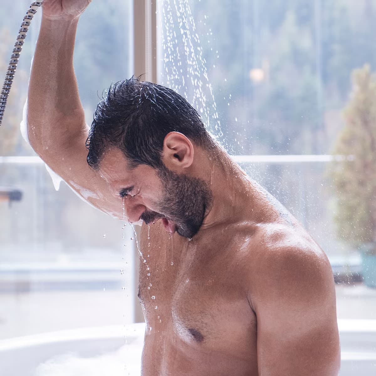 The Cellular Benefits of Cold vs Hot Showers
