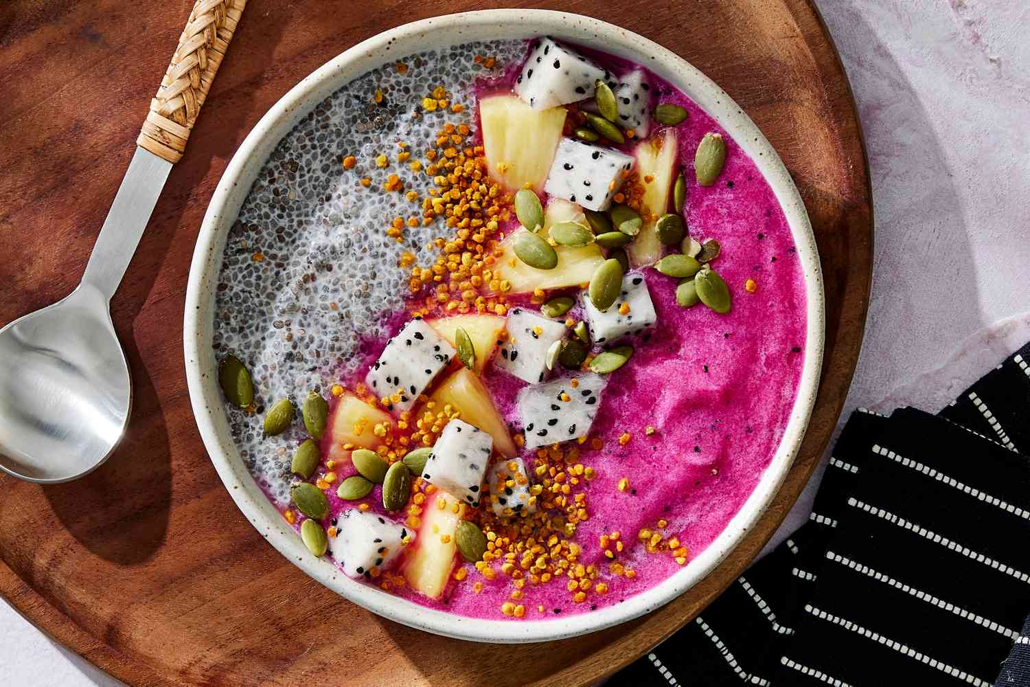 Dragonfruit Smoothie Bowl