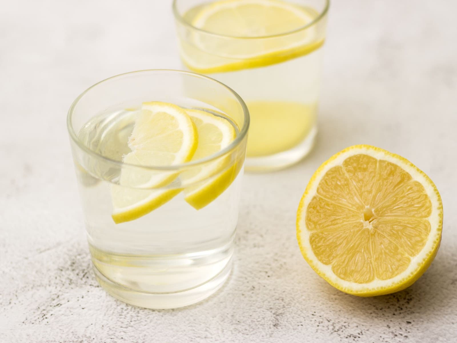 Why Lemon Water Should Be the First Thing You Drink in the Morning